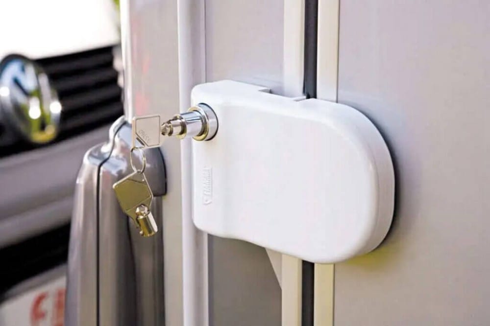 cierres de seguridad autocaravanas