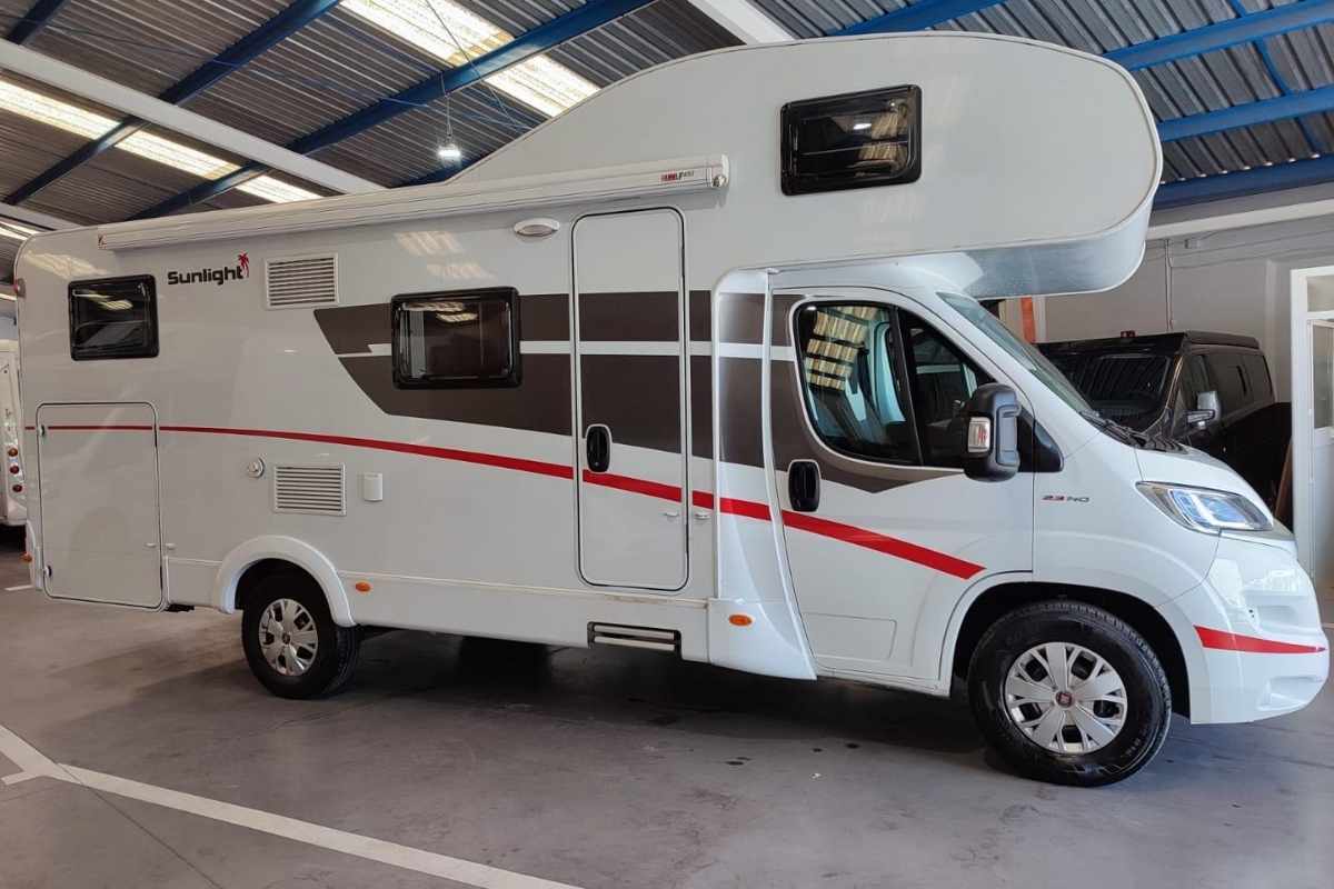 autocaravanas con garaje amplio